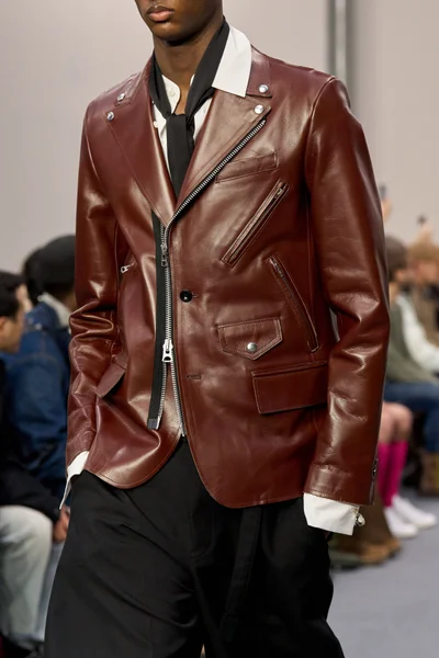 Look 34